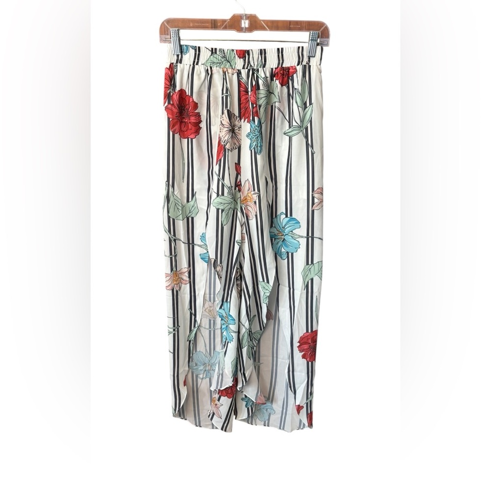 FREE THE ROSES Floral Striped Wide Leg Pants Slit Boho Vacation Size Small NWT
